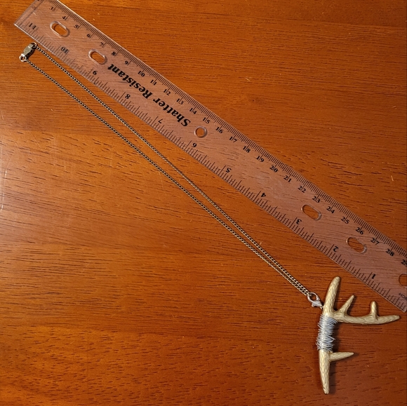 Antler Pendant Necklace - Picture 3 of 4